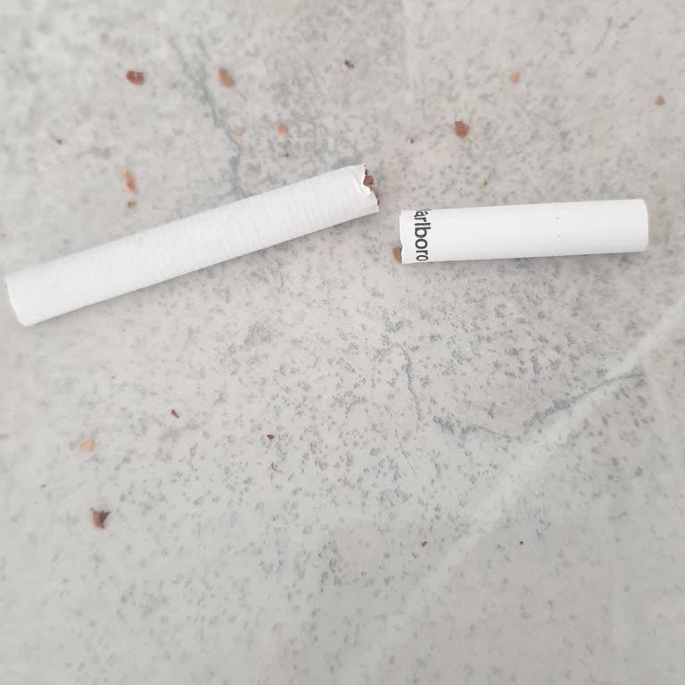 Marlboro Edge Blue Paketinde İzmarit Sorunu