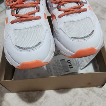 FLO'dan Aldığım Ayakkabının Tabanı Çıktı, Değişim Reddedildi!