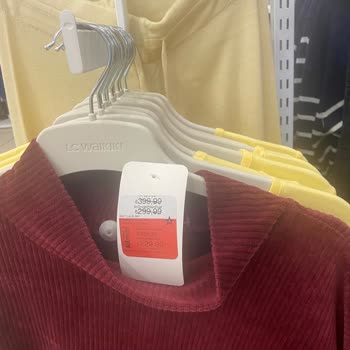 Renk Farklılığına Bağlı Fiyat Eşitsizliği