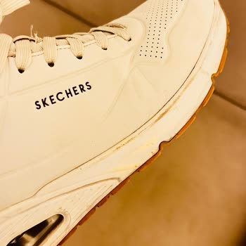 Skechers Ayakkabının Kalitesiz Malzeme Sorunu