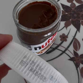 Küflü Nutella Şoku: Marketten Aldığım Ürün Bozuk Çıktı