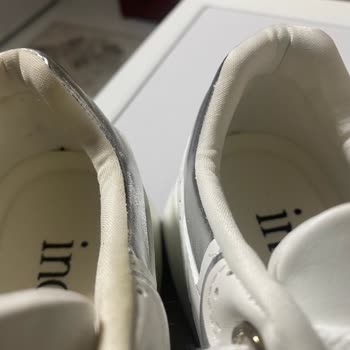 Kusurlu Ayakkabı Ve Yetersiz Müşteri Hizmeti Deneyimi