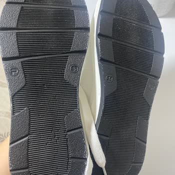 Kusurlu Ayakkabı Ve Yetersiz Müşteri Hizmeti Deneyimi