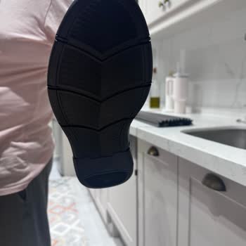 Müşteri Hizmetlerinde Gerginlik Ve İade Sorunu