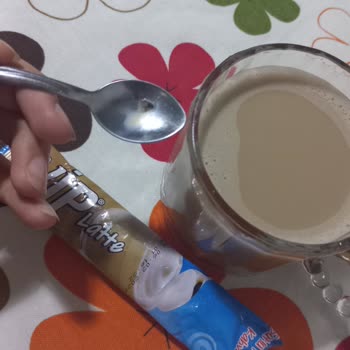 BİM'den Alınan Latte İçinde Böcek Şoku