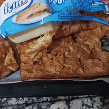 İçim Tost Peyniri Hayal Kırıklığı: Tadını Ve Erime Özelliğini Kaybetmiş