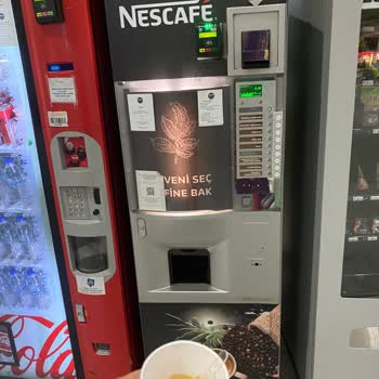 Havalimanı Otomatında Duble Espresso Hayal Kırıklığı