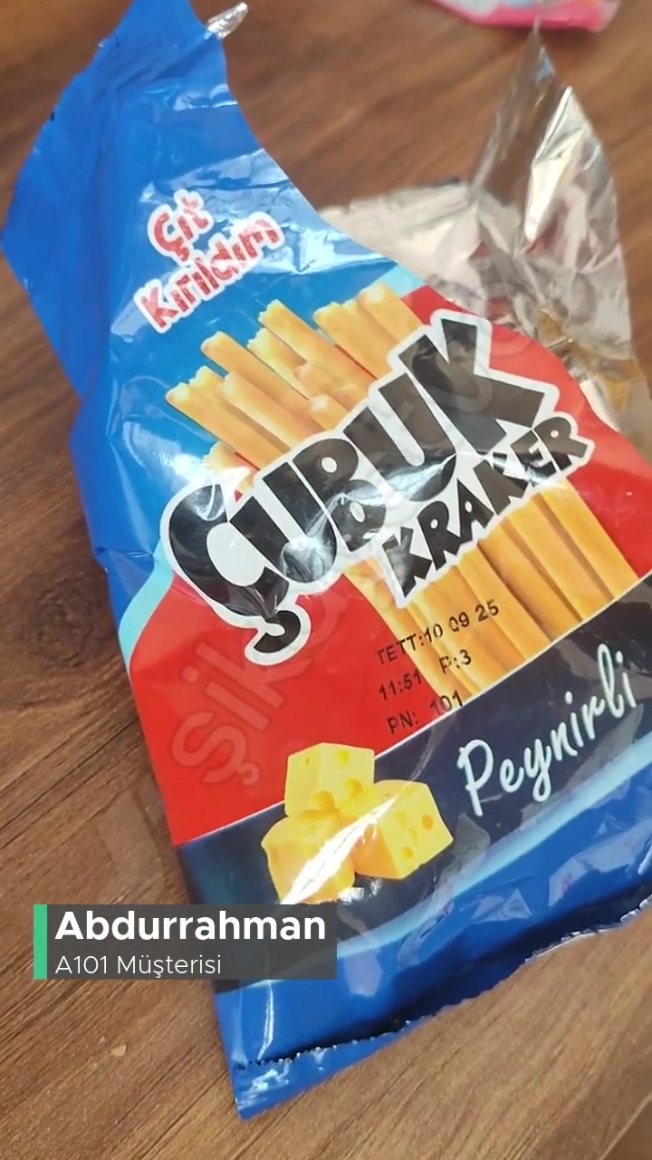 A101 Aldığım Çubuk Krakerin İçinden Plastik Çıktı videonun kapak resmi