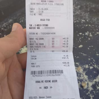 BİM'den Alınan Nohut Paketinde Böcek Şoku