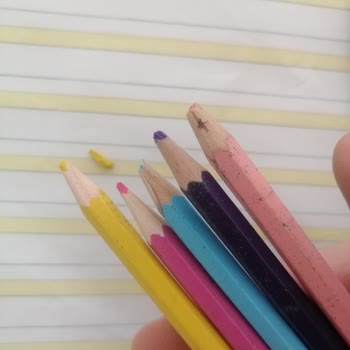 Fatih Boya Kalemleri: Sürekli Kırılan Uçlar