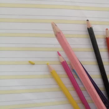 Fatih Boya Kalemleri: Sürekli Kırılan Uçlar