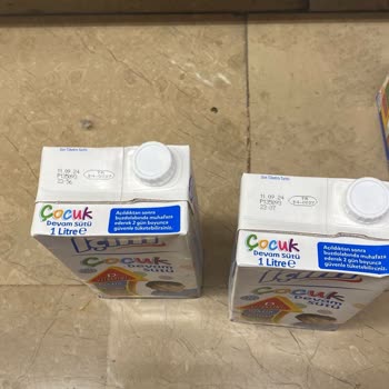Bayraklı Mağazasında Tarihi Geçmiş Sütler Sorunu