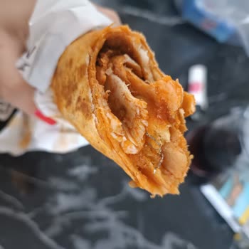 Trendyol'dan Sipariş Edilen Tavuk Dürümde Plastik Madde Şoku