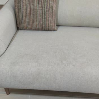 Leke Tutmayan Kumaşın Hayal Kırıklığı Ve İlgisiz Servis