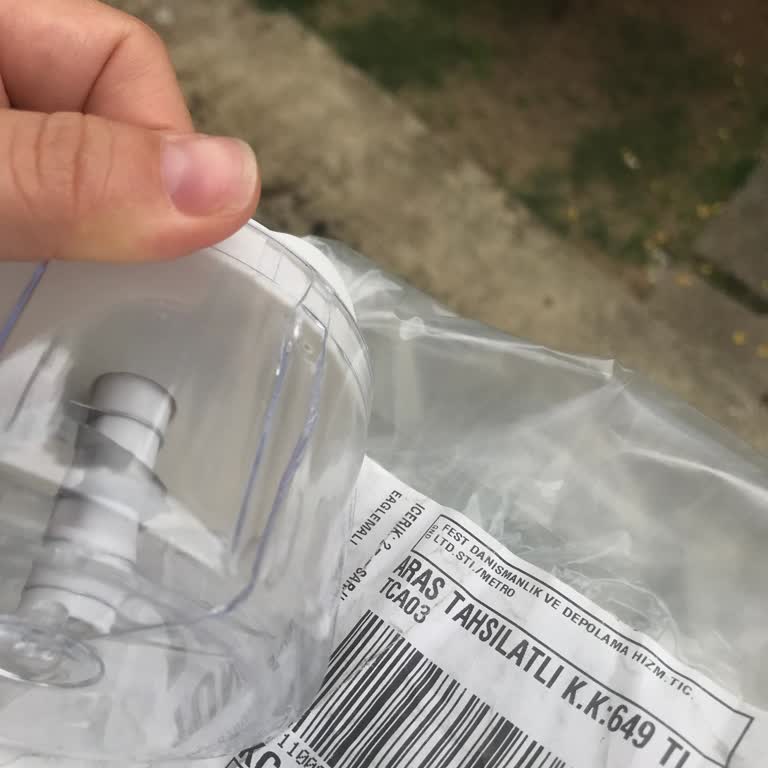 Çatlak Ürün Ve Fatura Eksikliğiyle İade Sorunu