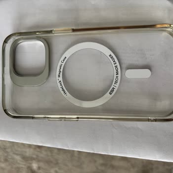 Kalitesiz Kılıf Ve Ulaşılmaz Müşteri Hizmeti