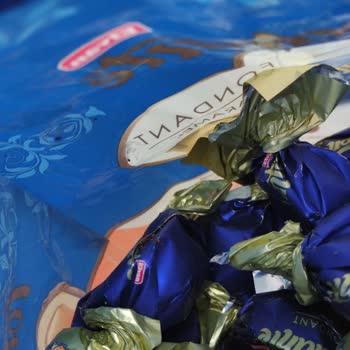 Elvan Gıda Fondante Karamel Çikolata Paketinde Hijyen Sorunu