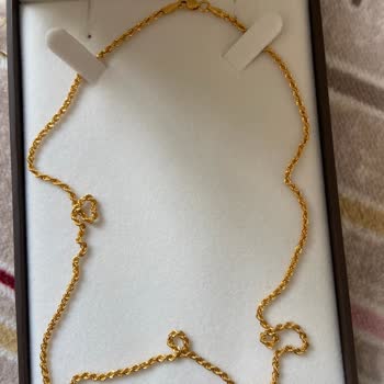 Kırık Kolye Ve Yetersiz Müşteri Hizmeti