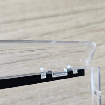 Чехол Spigen Thin Fit Pro повредил мой Z Fold 5