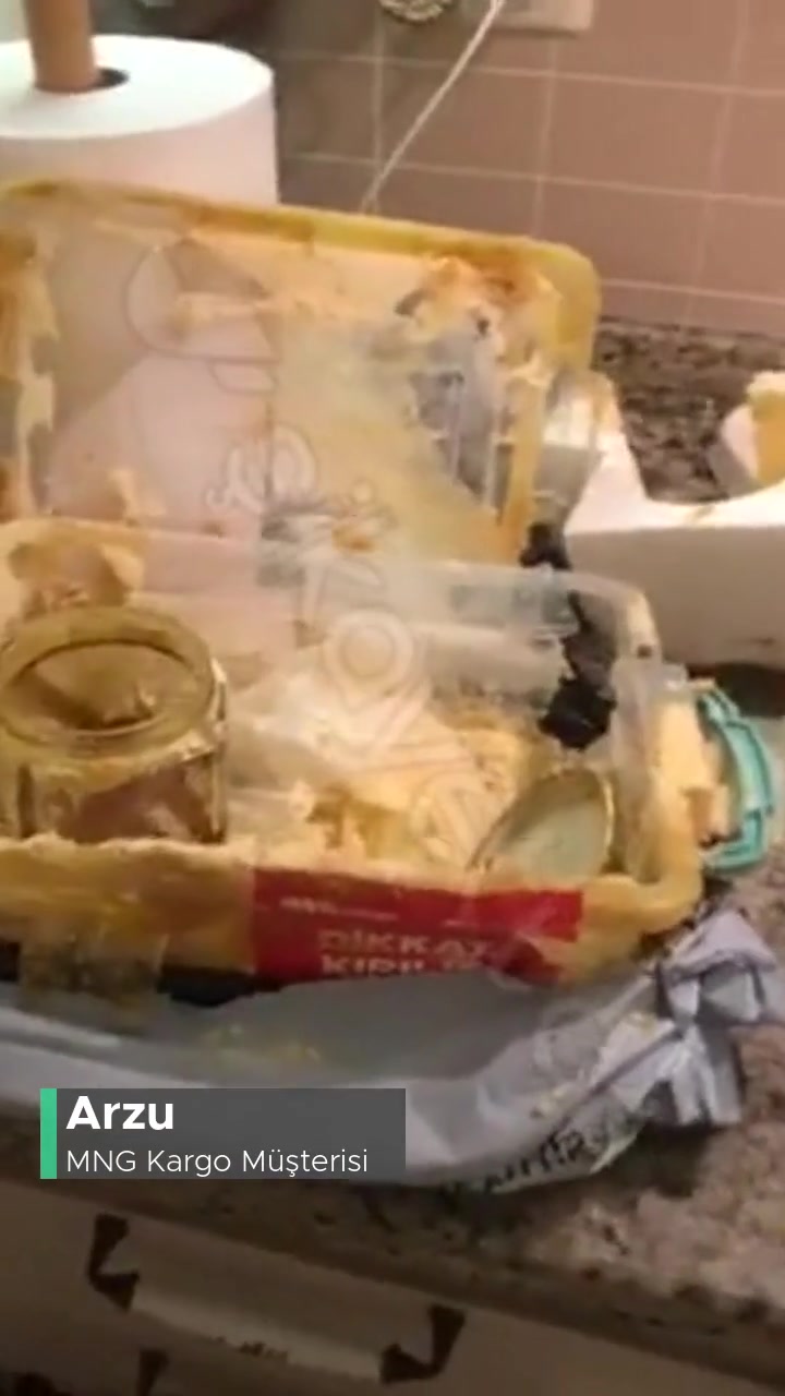 MNG Kargo Ürünleri Kırıp Yollamış videonun kapak resmi