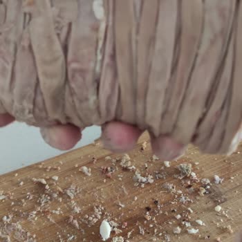 Saray Tandır Kokoreç Siparişimde Hayal Kırıklığı: Çiğ Ürün Teslimatı!