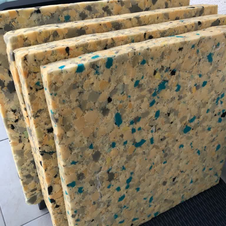 Balkon Oturma Grubu Minderlerinde Hayal Kırıklığı