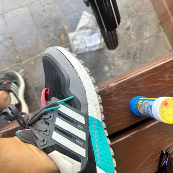 A101 Ekstra'dan Aldığım Adidas Ayakkabının Orijinalliği Şüpheli