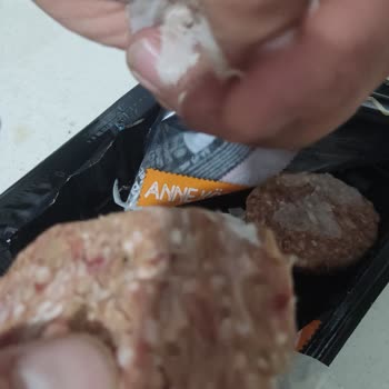 Lezzetlim Köfte Skandalı: Kağıt Ve Yağ Şoku