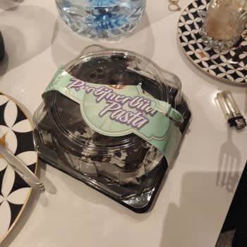 Migros'tan Alınan Pastadan Çıkan Büyük Kurt Şoku!