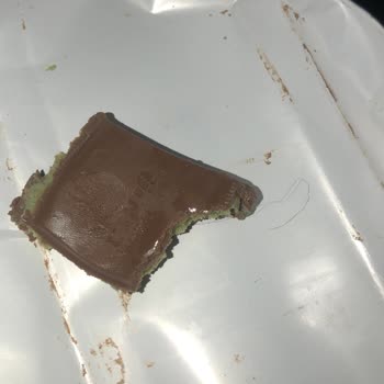 Ülker Dubai Çikolatasında Hijyen Sorunu