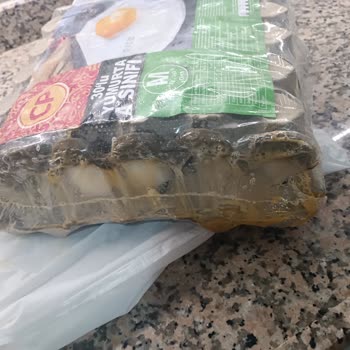 Siparişte Kırık Yumurtalar Ve Bayat Tavuk Sorunu