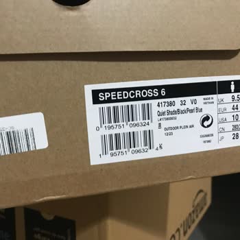 Amazon Sent Me a Non-Gore-Tex Product Despite the Listing Saying It Was Gore-Tex