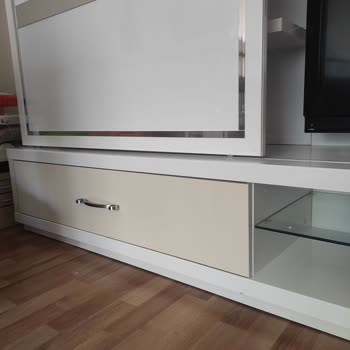 İstikbal Mobilya'da Kalitesiz Malzeme Kullanımı Ve Sararma Sorunu