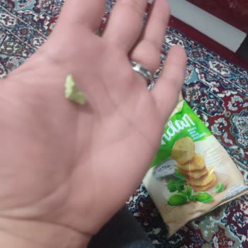 Fırınlanmış Cips İçinden Taş Çıktı, Çocuklar Tehlikede