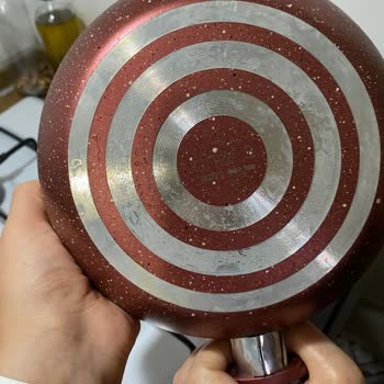 Boyası Akan Tava Sorunu