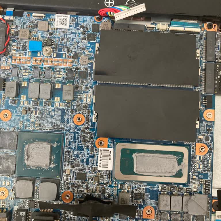 Monster Notebook'tan Alınan Cihazda Çözülmeyen Sorunlar