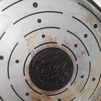 Taç Mutfak Marka Falez Granit Serisi Ürünlerinde Pas Ve Çizik Sorunu