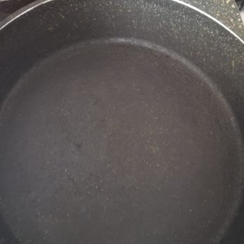 Taç Mutfak Marka Falez Granit Serisi Ürünlerinde Pas Ve Çizik Sorunu