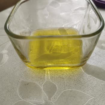 Yanıltıcı Zeytinyağı Deneyimi: Sulu Ve Tadı Tuhaf Ürün