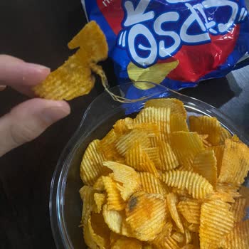 Cips Paketinden Çıkan İstenmeyen Sürprizler