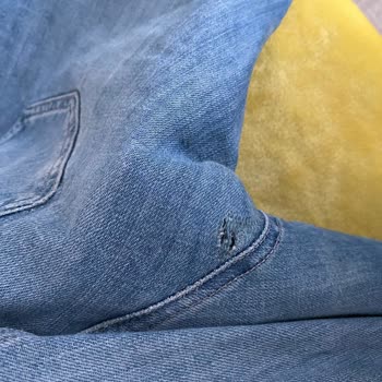 Mavi Kot Pantolonun Dayanıklılığı Hakkında Hayal Kırıklığı