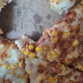 Yemek Sepeti'nde Eksik Pişmiş Pizza Ve Yetersiz Müşteri Hizmeti