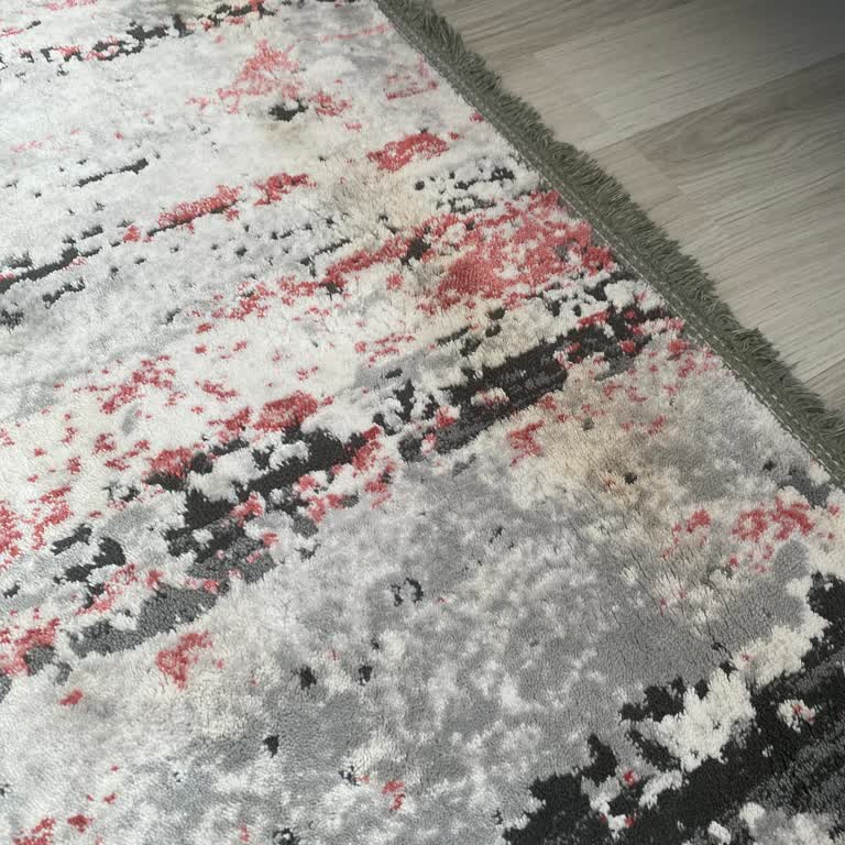 Halı Temizliği Kabusu: Kirli Ve Pis Kokulu Geri Döndü
