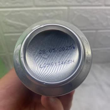 Boş Enerji İçeceği Kutusu Şoku