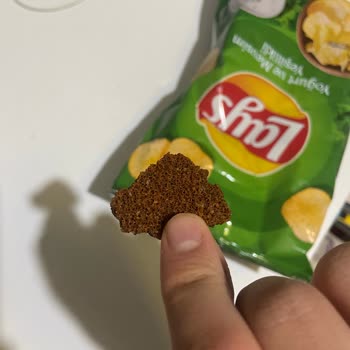Lays Cips Paketinden Çıkan Tanımlanamayan Parçalar