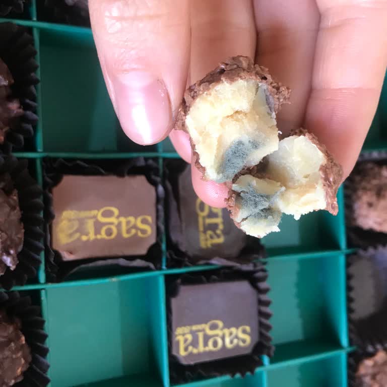 Küflü Çikolata Şoku: Denetim Talebi