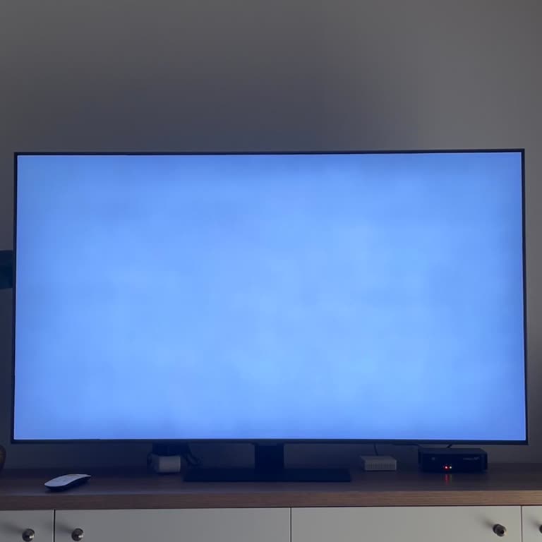 Samsung TV'de Panel Dalgalanması Ve Ses Sorunları Çözülmüyor