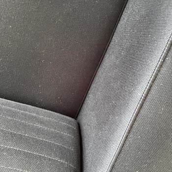 İstikbal Antrasit Koltuktaki Tüy Problemi