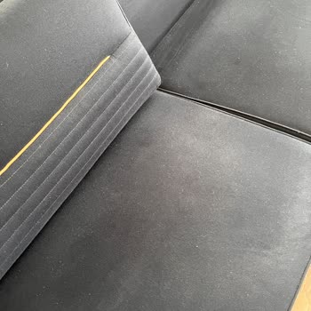 İstikbal Antrasit Koltuktaki Tüy Problemi