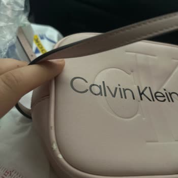 Calvin Klein Çantada Deri Soyulması Ve İade Sorunu